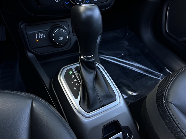 2019 Jeep Renegade Limited photo 19