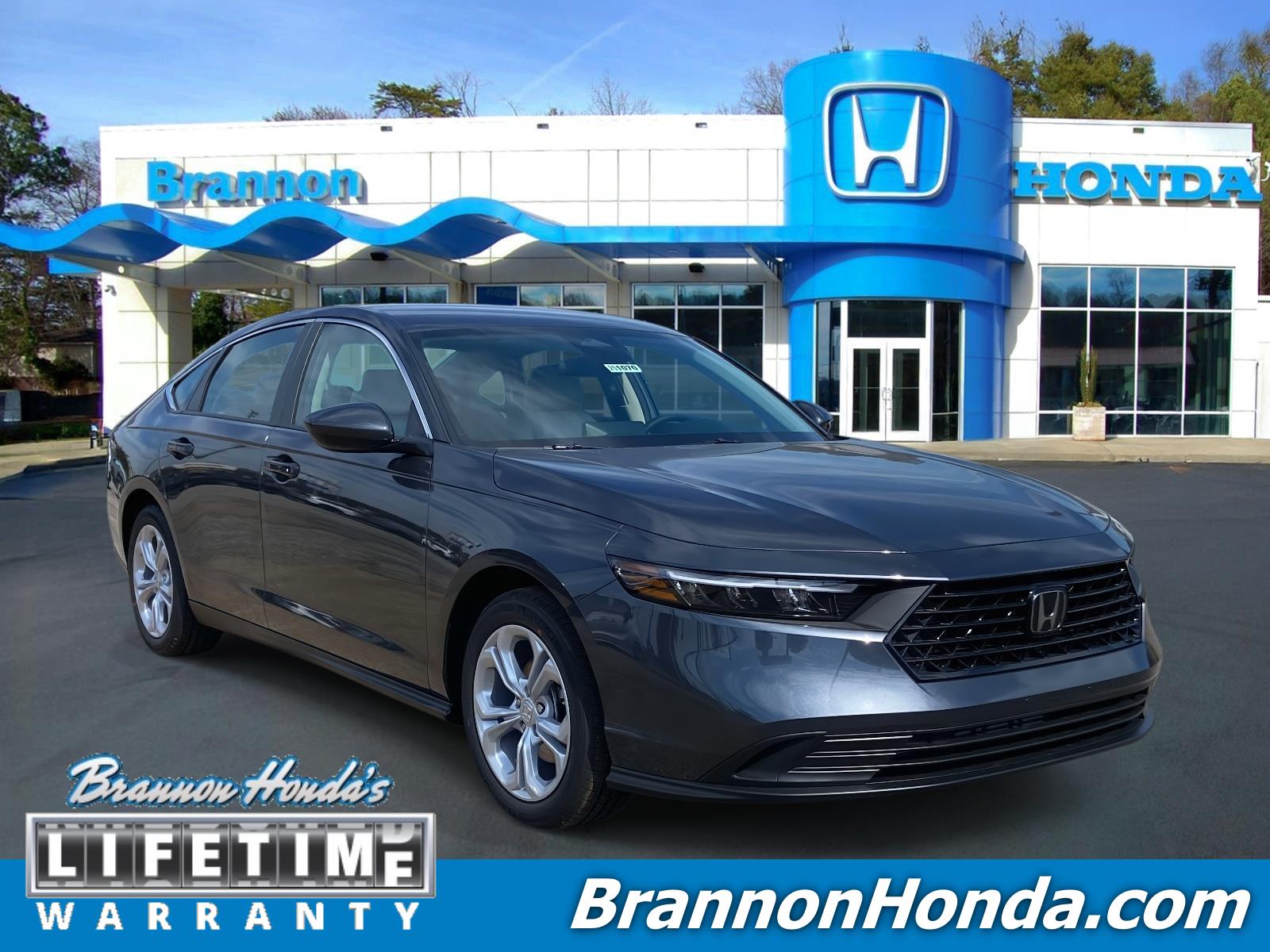 2025 Honda Accord LX's photo