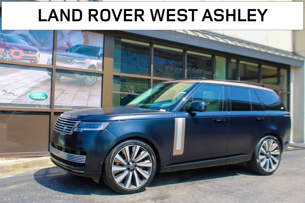 2024 Land Rover Range Rover P615 SV