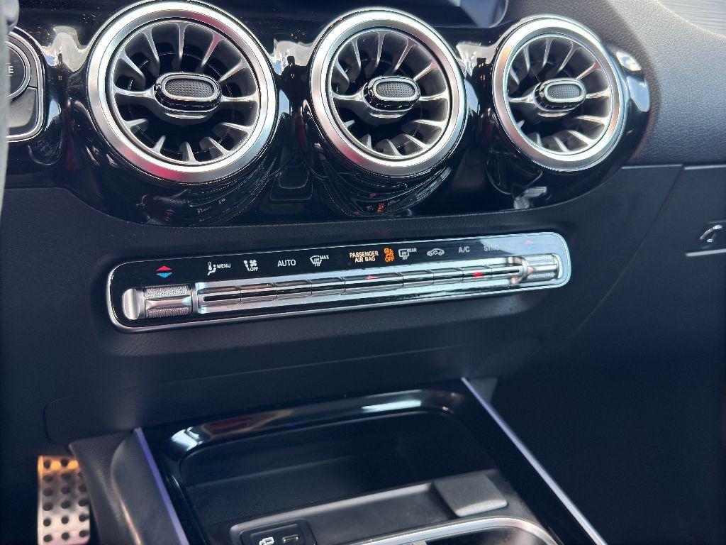 2022 Mercedes Benz GLA AMG 35 4MATIC photo 10