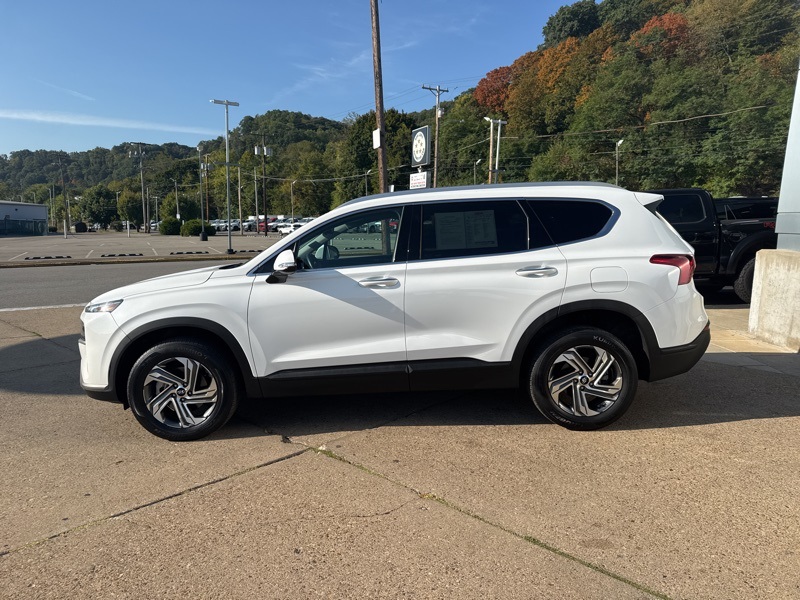 2023 Hyundai Santa Fe SEL Sport photo 2
