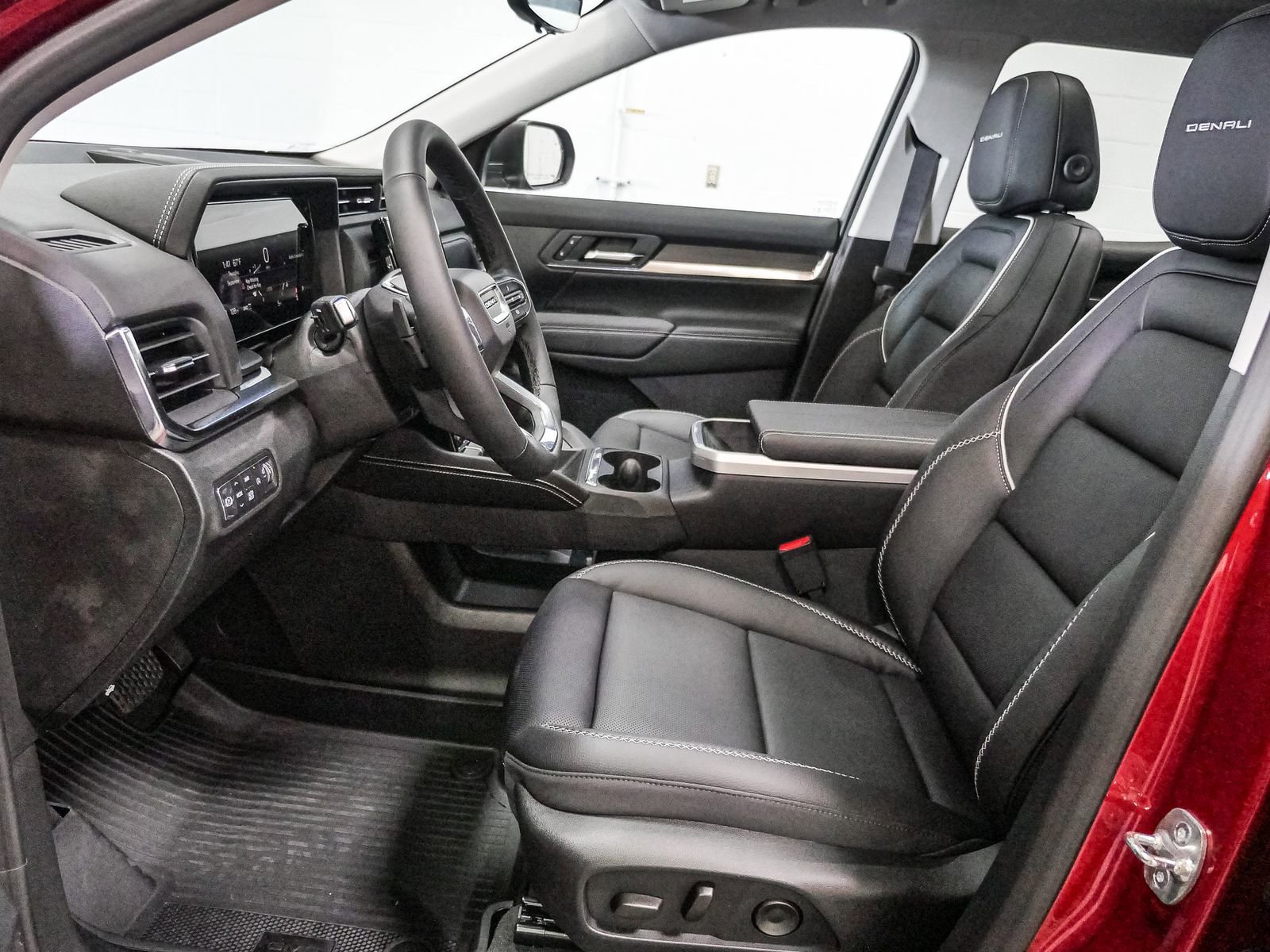 2026 Gmc Terrain Denali photo 17
