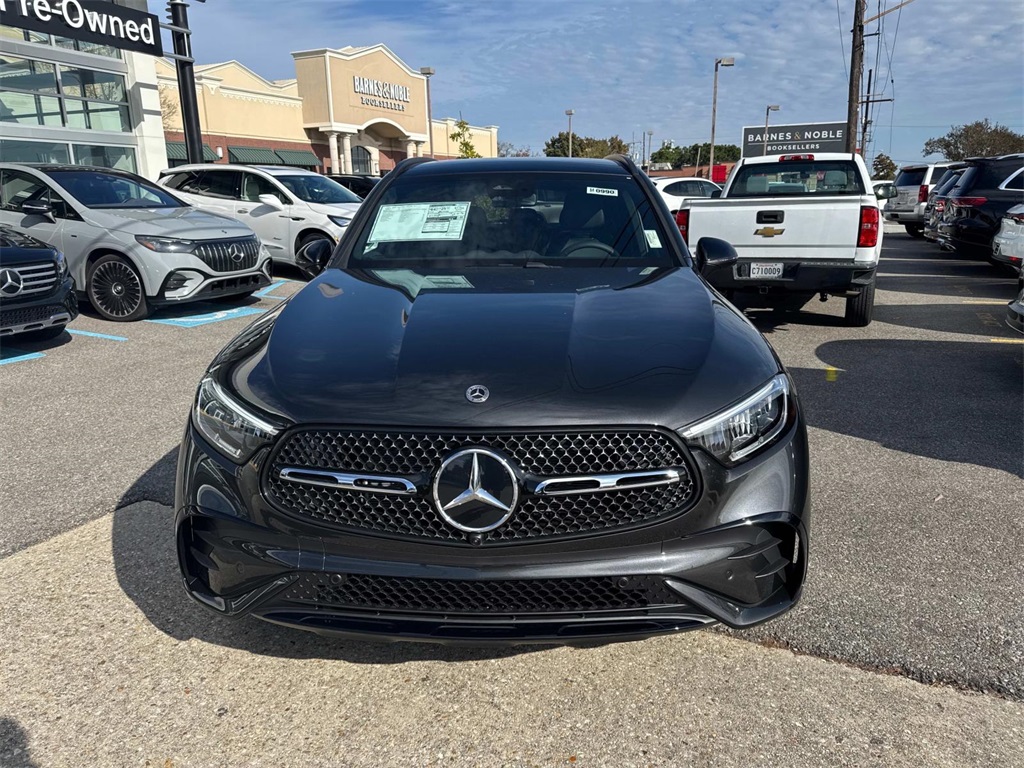 2025 Mercedes Benz GLC 350e 4MATIC photo 2