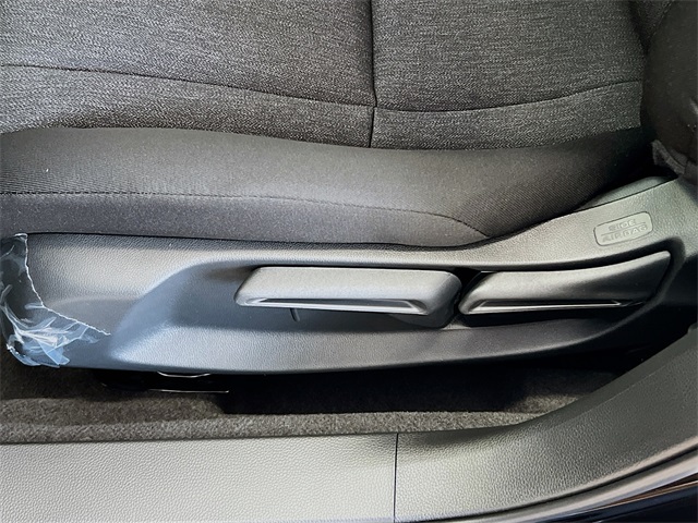 2025 Honda Accord LX photo 19