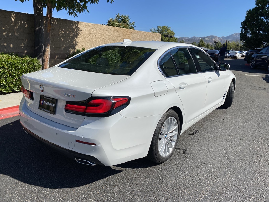 Used 2023 White BMW 530i image 7