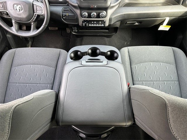 2024 Ram 2500 Tradesman photo 15