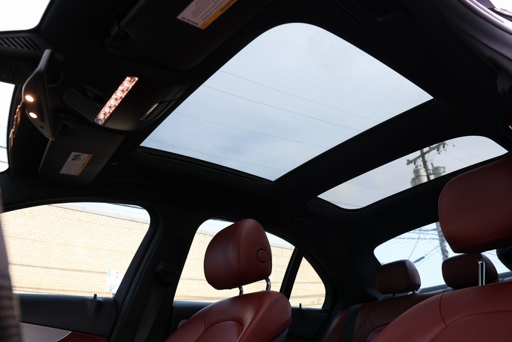2020 Mercedes Benz C 300 photo 13