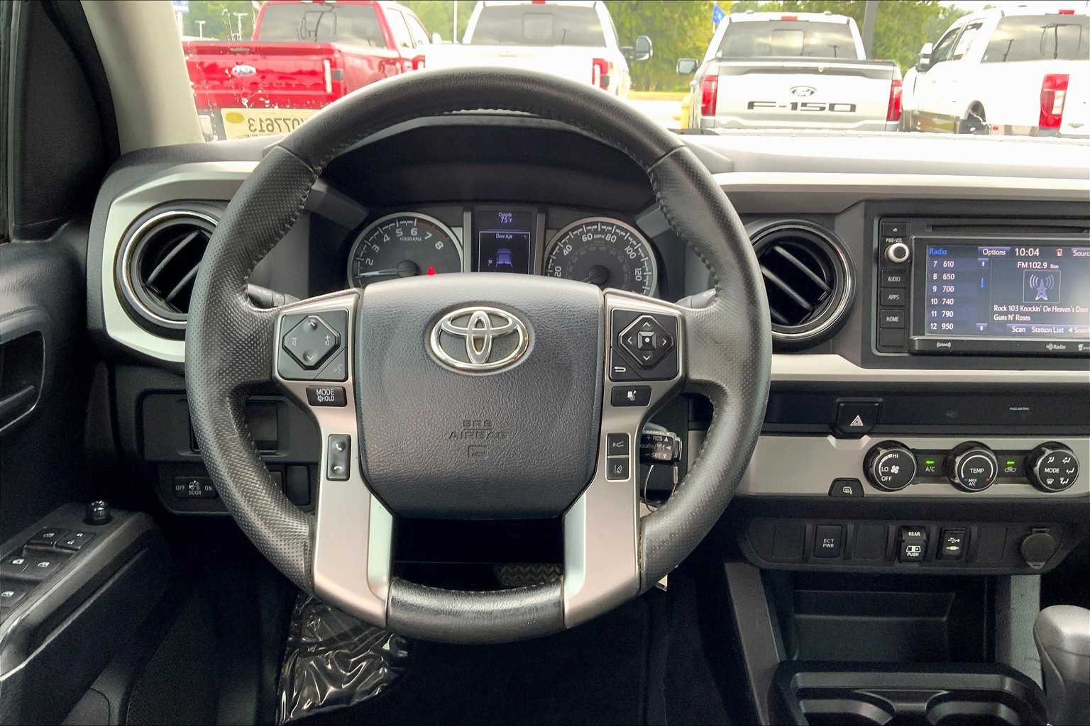 2019 Toyota Tacoma SR5 photo 5