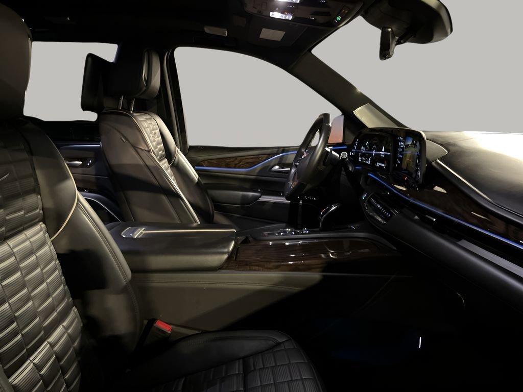 2023 Cadillac Escalade ESV Premium Luxury Platinum photo 8