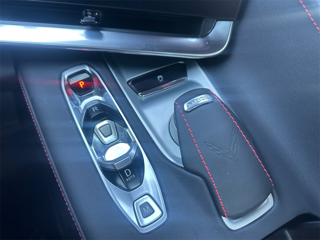 2025 Chevrolet Corvette Stingray photo 29