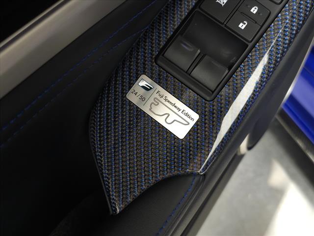2022 Lexus RC F photo 17