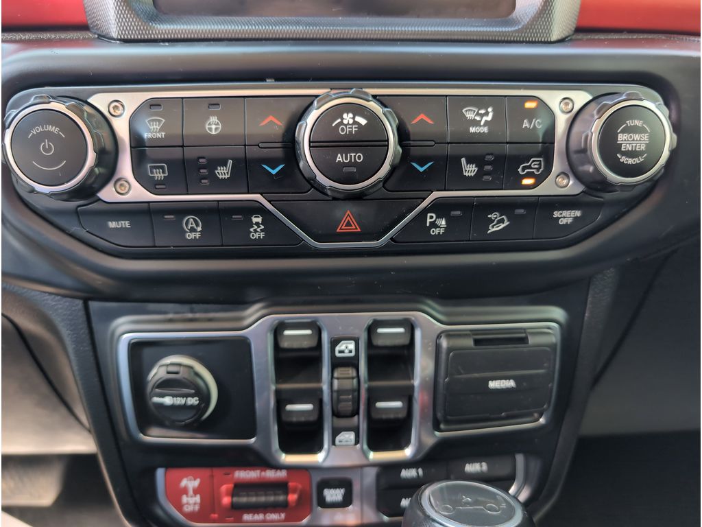 2019 Jeep Wrangler Unlimited Rubicon photo 12