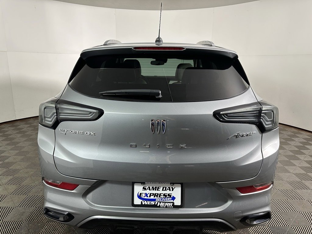 2024 Buick Encore GX Avenir photo 4