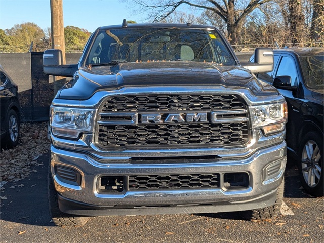2023 Ram 2500 Tradesman photo 2