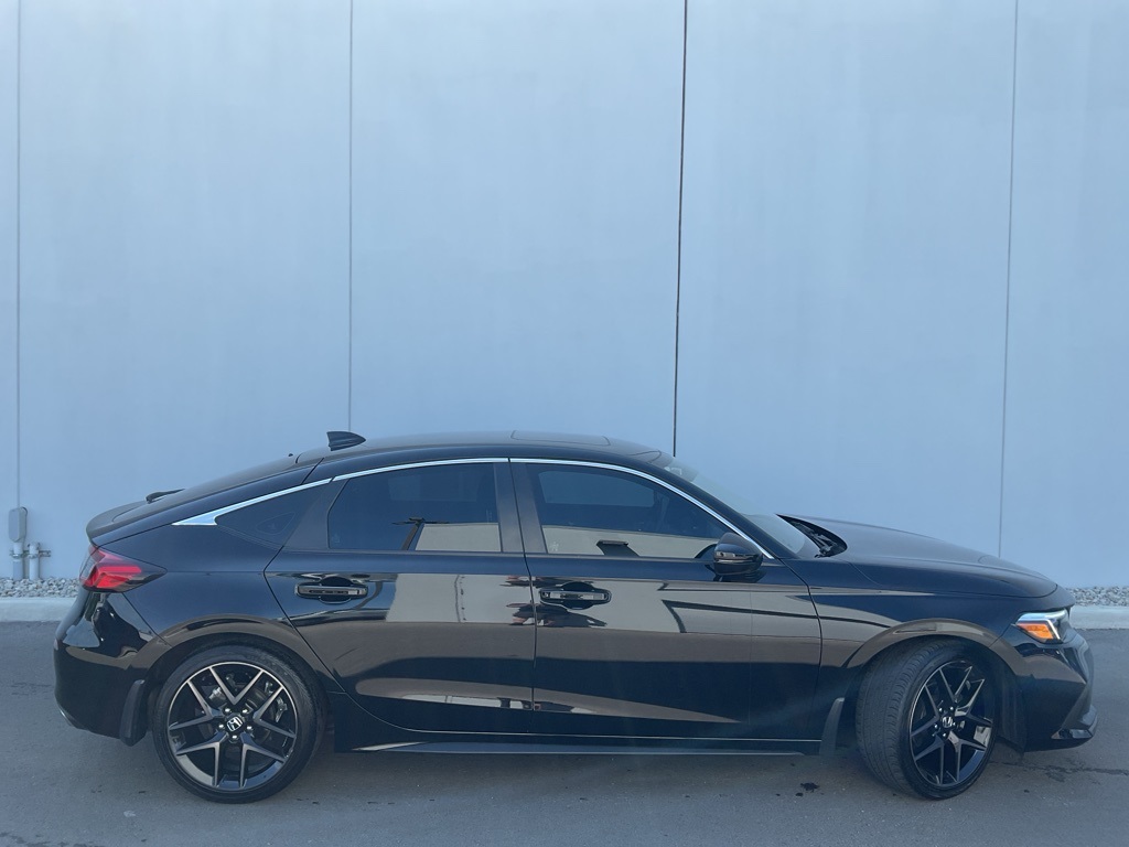 2024 Honda Civic Sport Touring photo 2
