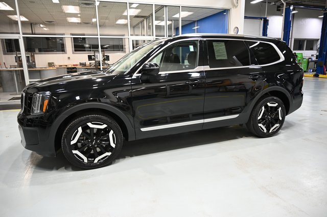 2024 Kia Telluride EX X-Line photo 4