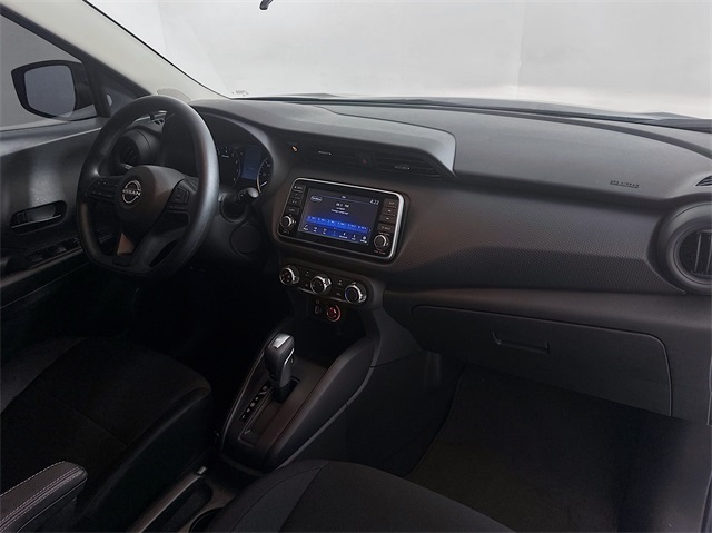 2025 Nissan Kicks Play S photo 28