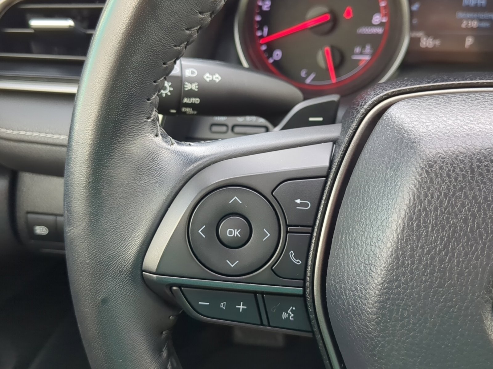2021 Toyota Camry XSE photo 17