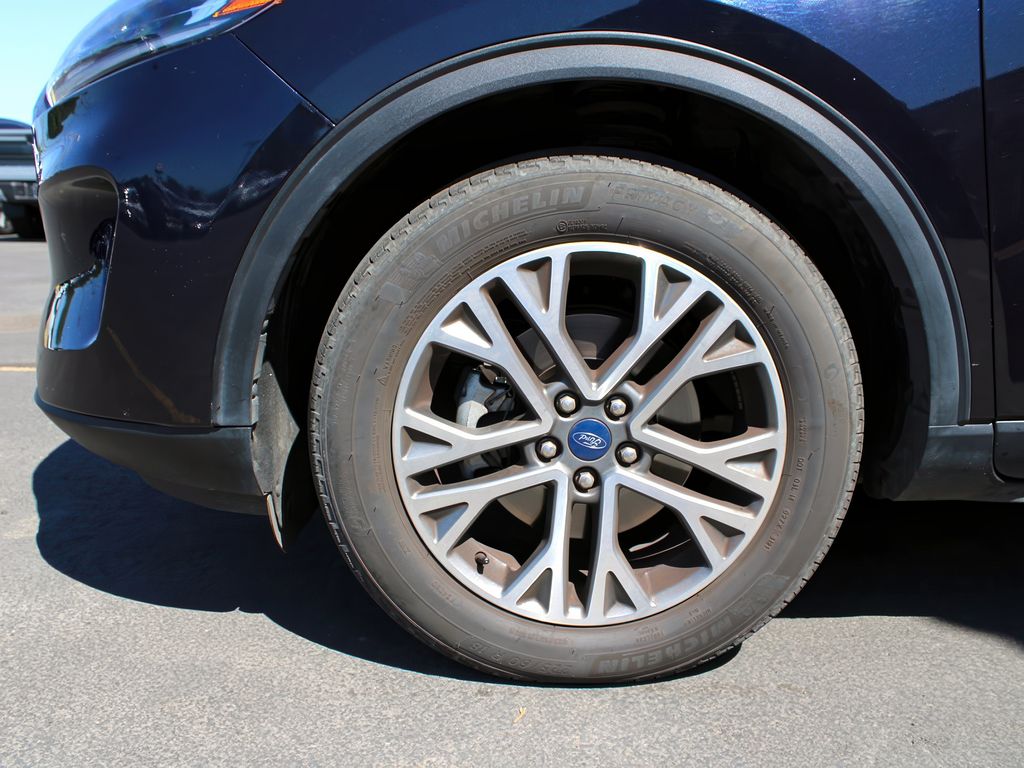 2021 Ford Escape SEL photo 7