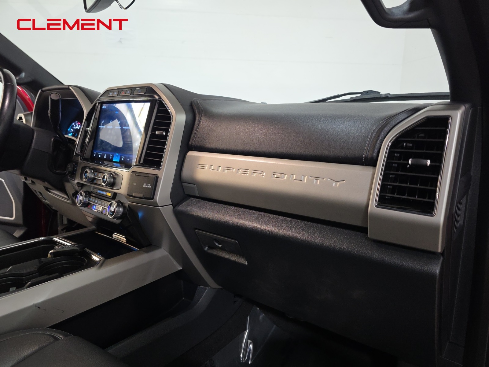 2022 Ford F-250 Lariat photo 28