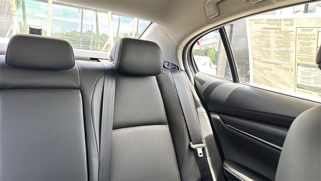 2025 Mazda Mazda3 2.5 Select Sport photo 19