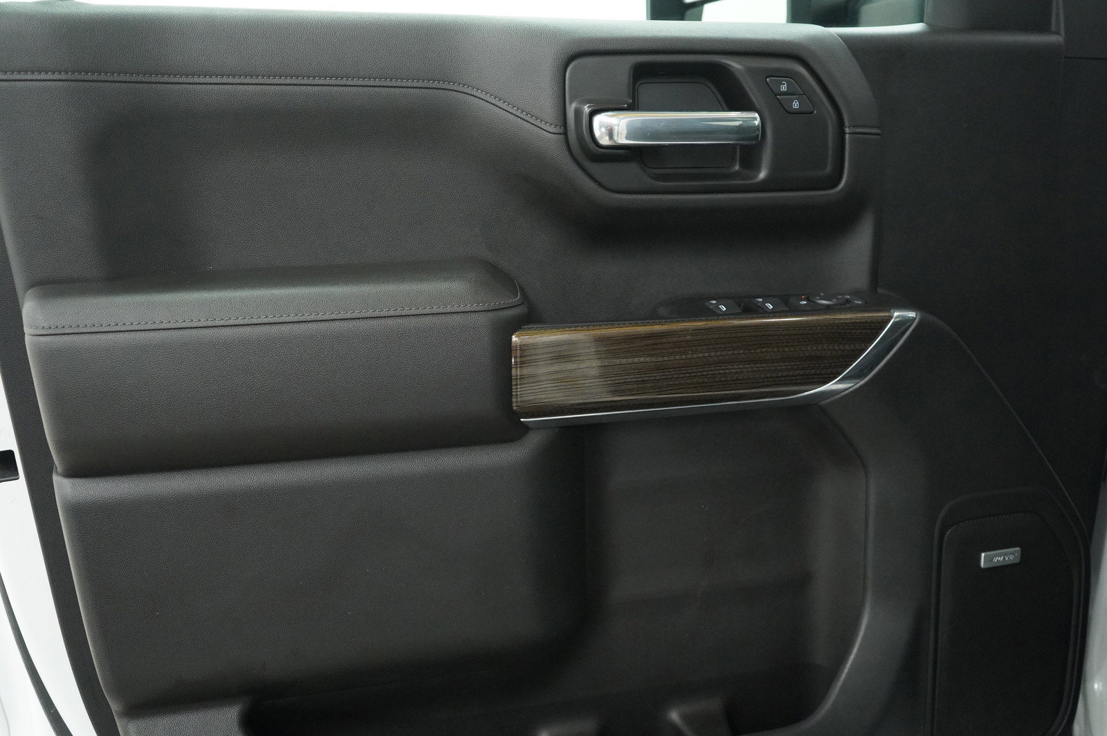 2021 Chevrolet Silverado 1500 RST photo 16