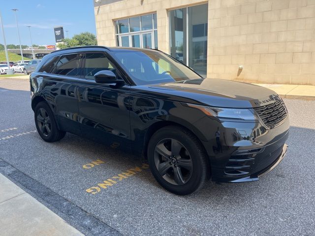 2025 Land Rover Range Rover Velar SE photo 3