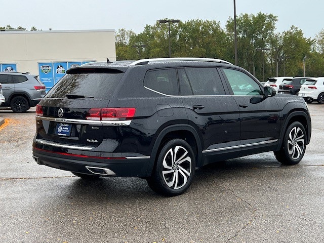2023 Volkswagen Atlas SEL photo 5