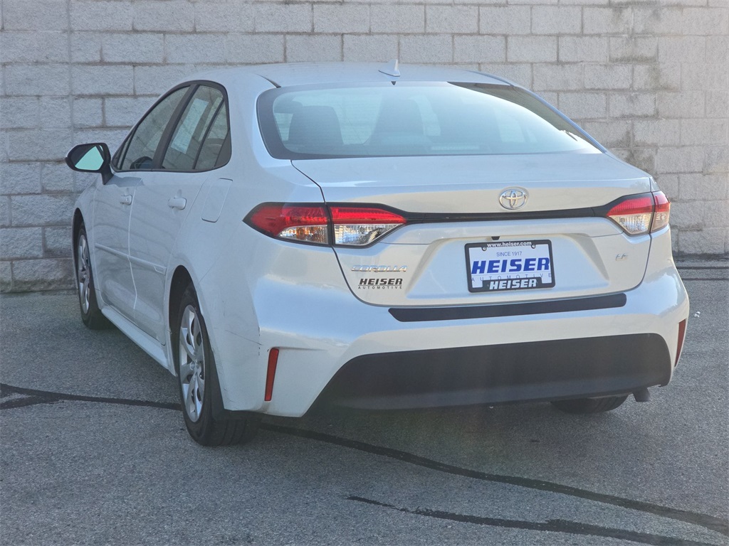 2023 Toyota Corolla LE photo 11