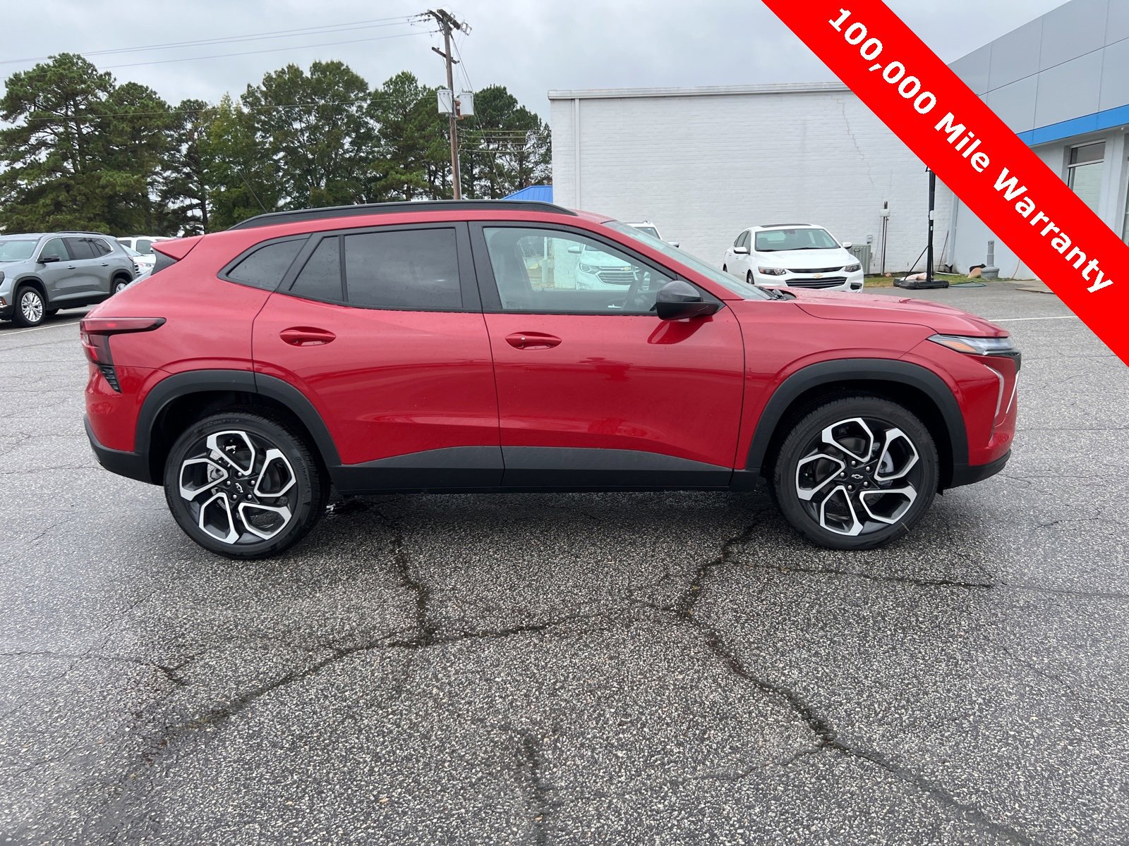 2026 Chevrolet Trax photo 2