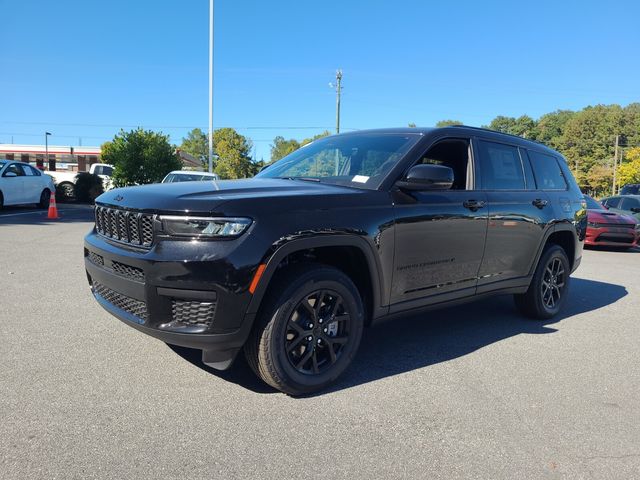 2025 Jeep Grand Cherokee Altitude X photo 2
