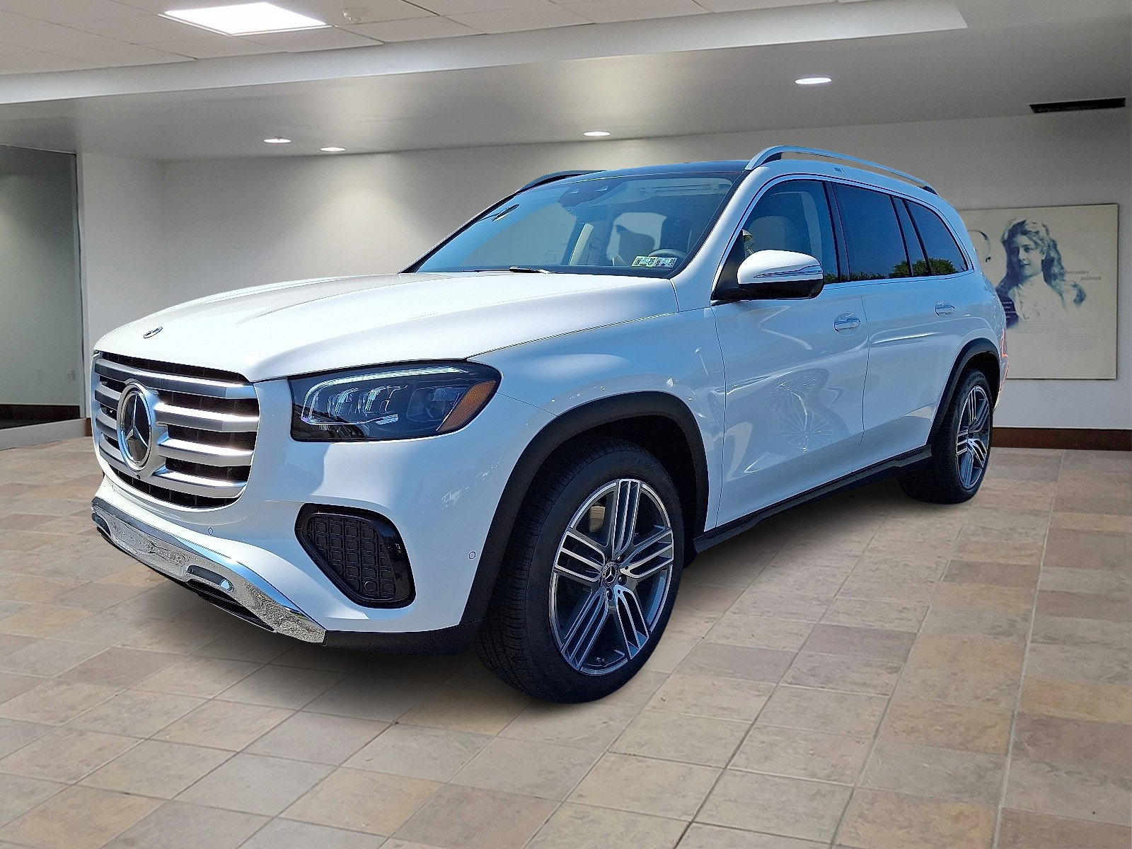 2026 Mercedes Benz GLS 450 4MATIC photo 2