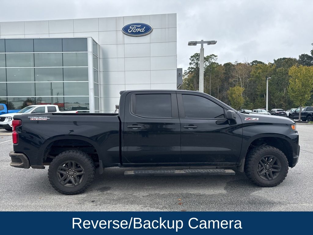 2021 Chevrolet Silverado 1500 Custom Trail Boss photo 2