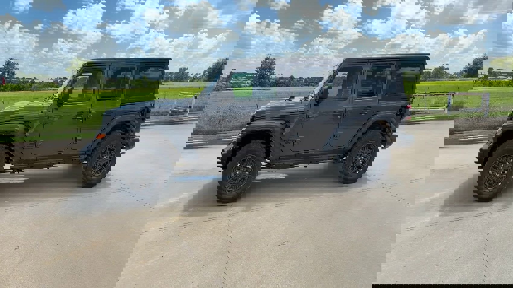 2024 Jeep Wrangler Sport S photo 5