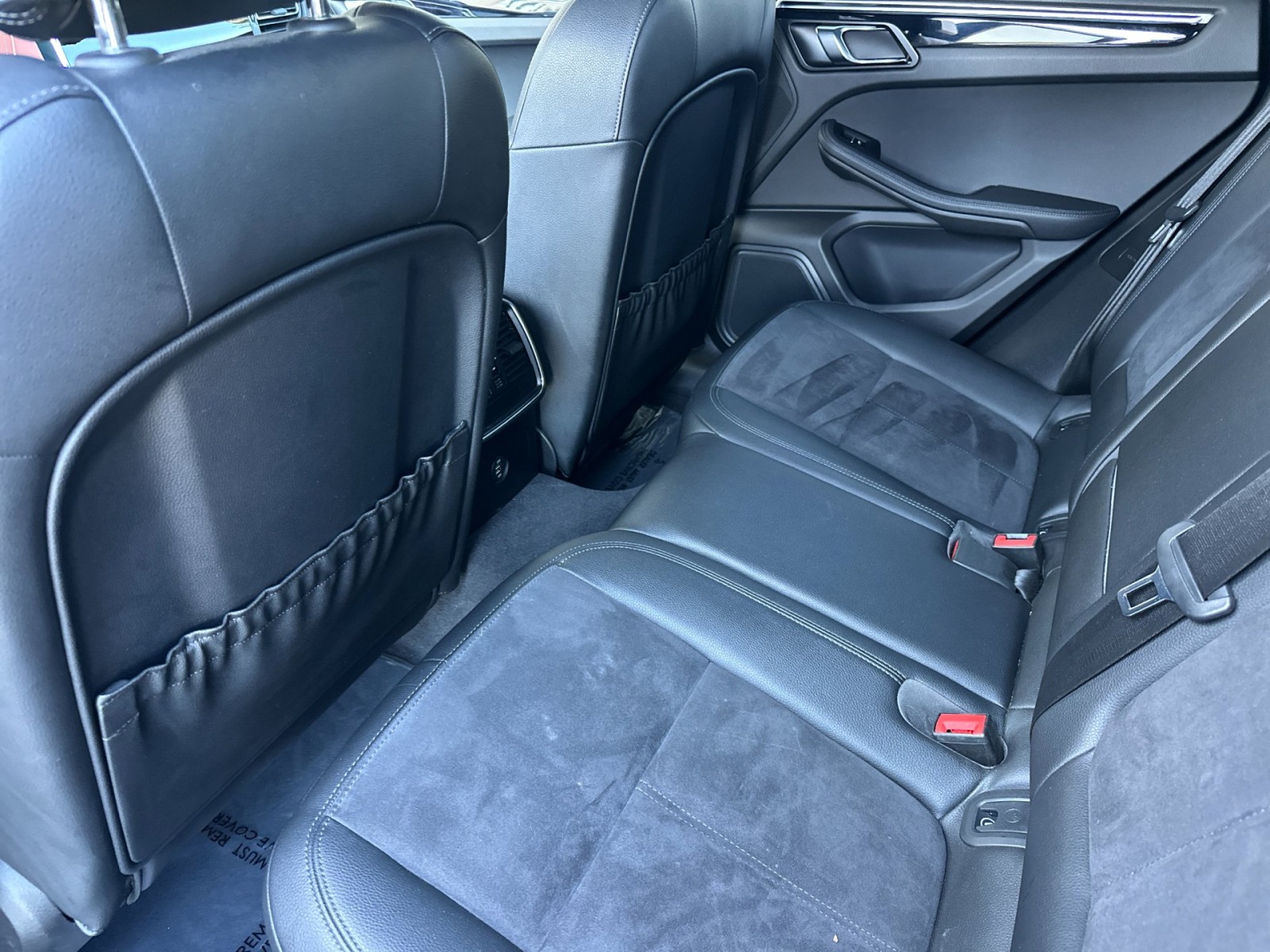 2019 Porsche Macan photo 13
