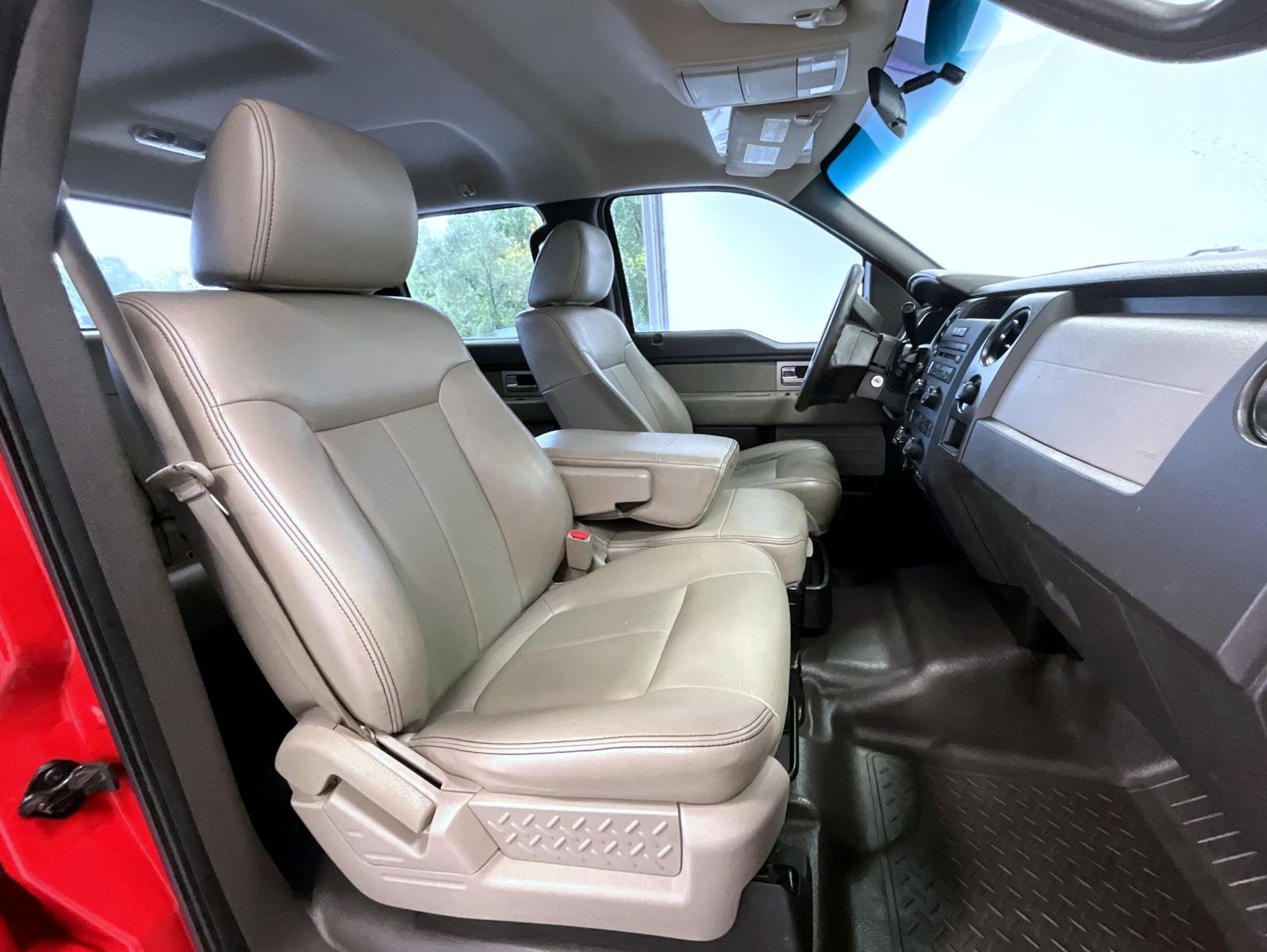 2010 Ford F-150 FX4 photo 15
