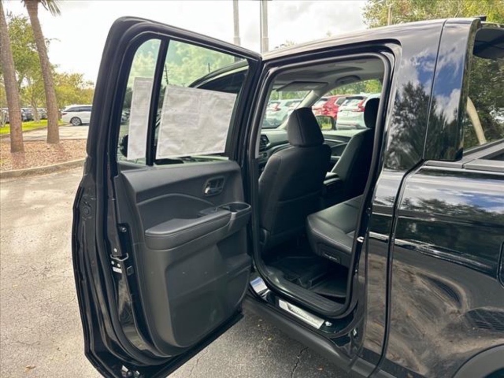 2025 Honda Ridgeline TrailSport photo 9