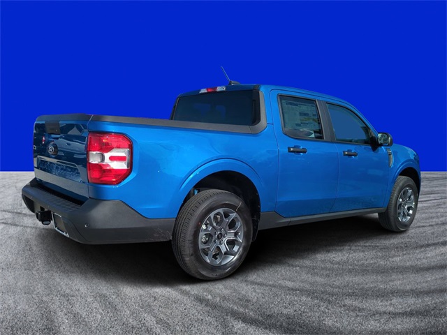 2025 Ford Maverick XLT photo 2