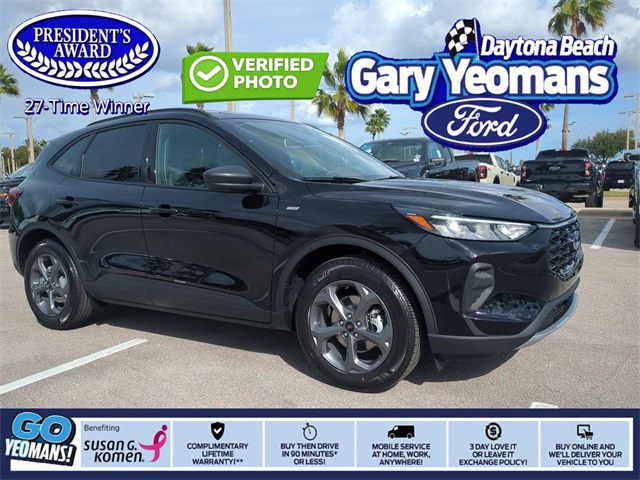 2026 Ford Escape ST-Line's photo