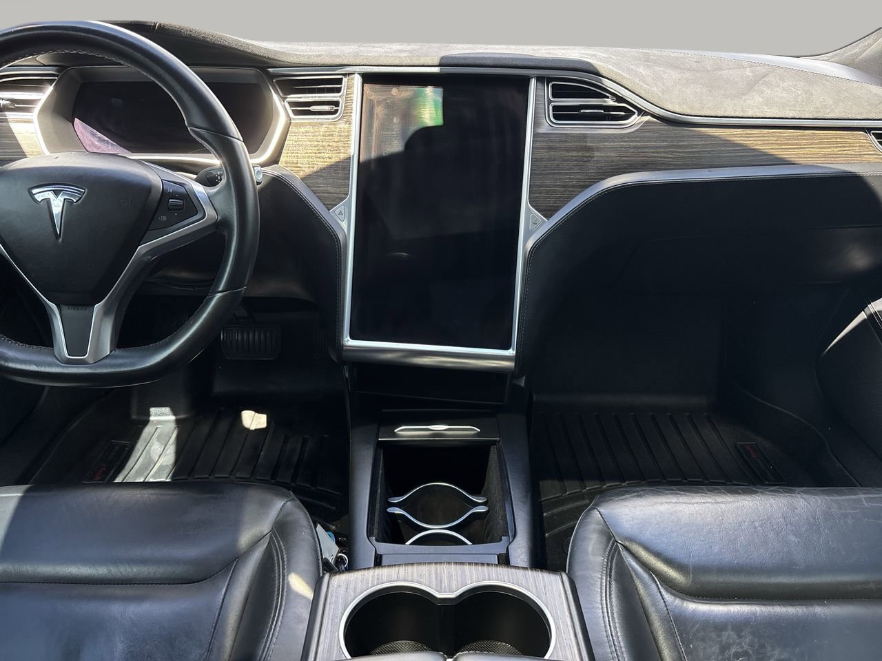 2016 Tesla Model S 60 photo 13