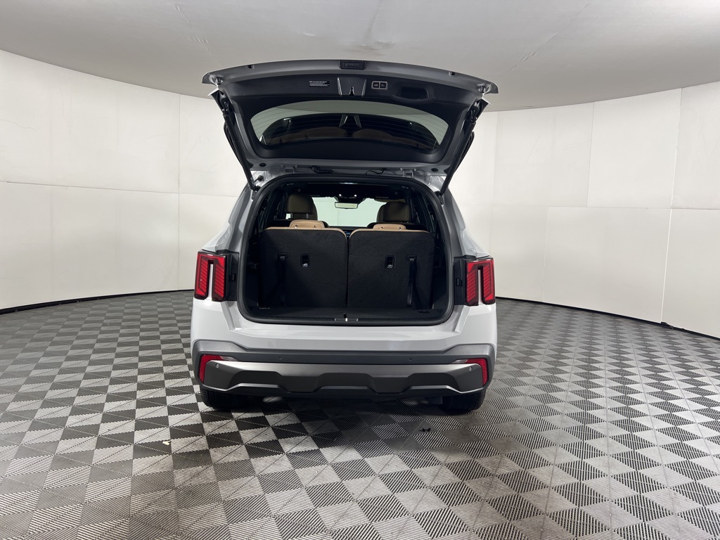 2025 Kia Sorento X-Line SX Prestige photo 6