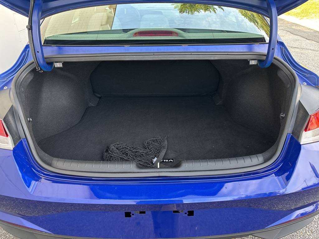 2022 Hyundai Elantra SEL photo 5