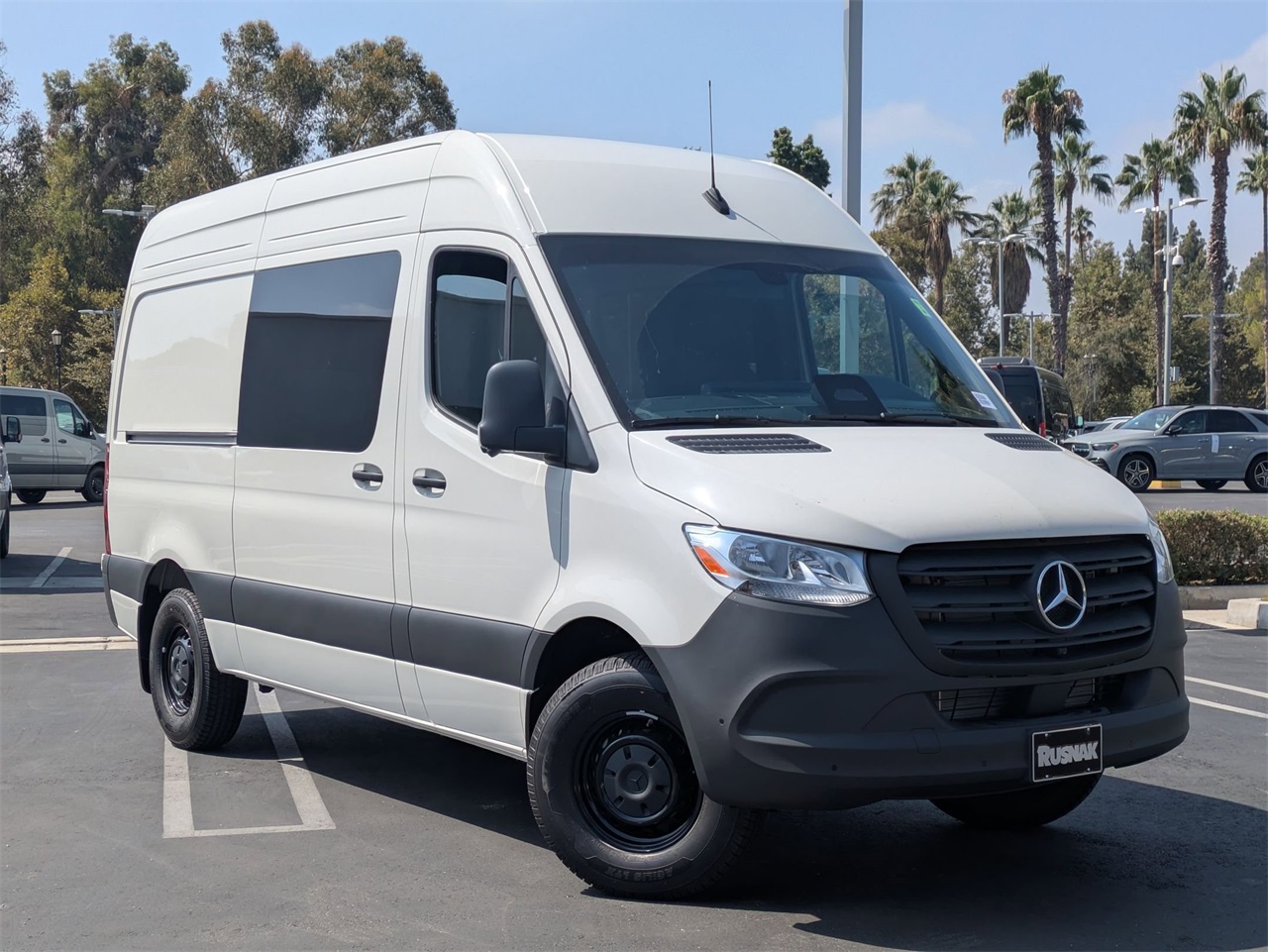 2025 Mercedes-Benz Sprinter Crew Van Base's photo