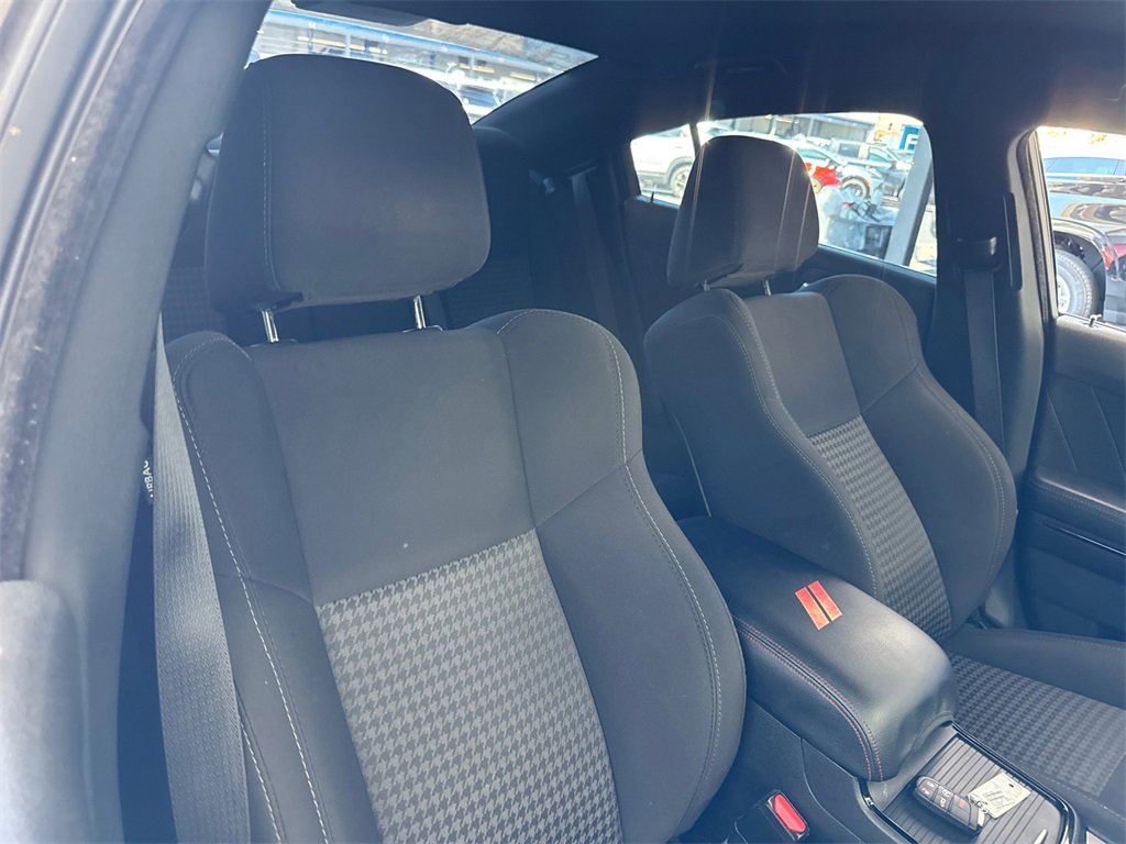 2022 Dodge Charger R/T photo 4