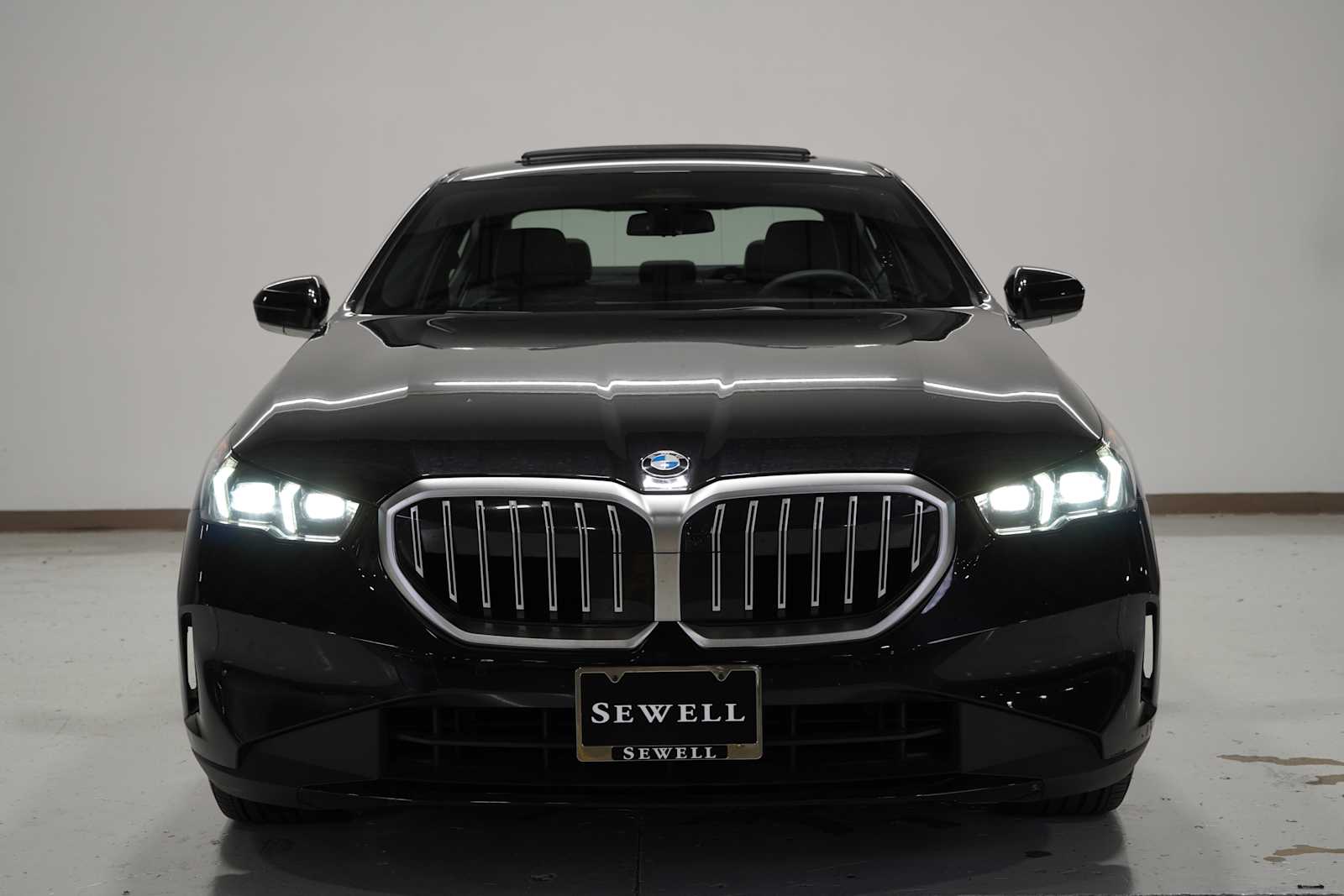 2025 Bmw 530i xDrive photo 2