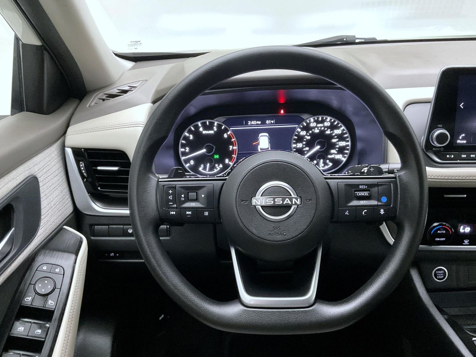 2022 Nissan Rogue SV photo 12