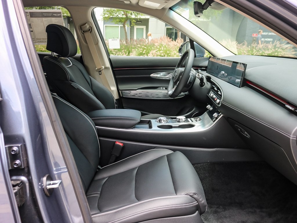 2026 Genesis Electrified GV70 photo 16