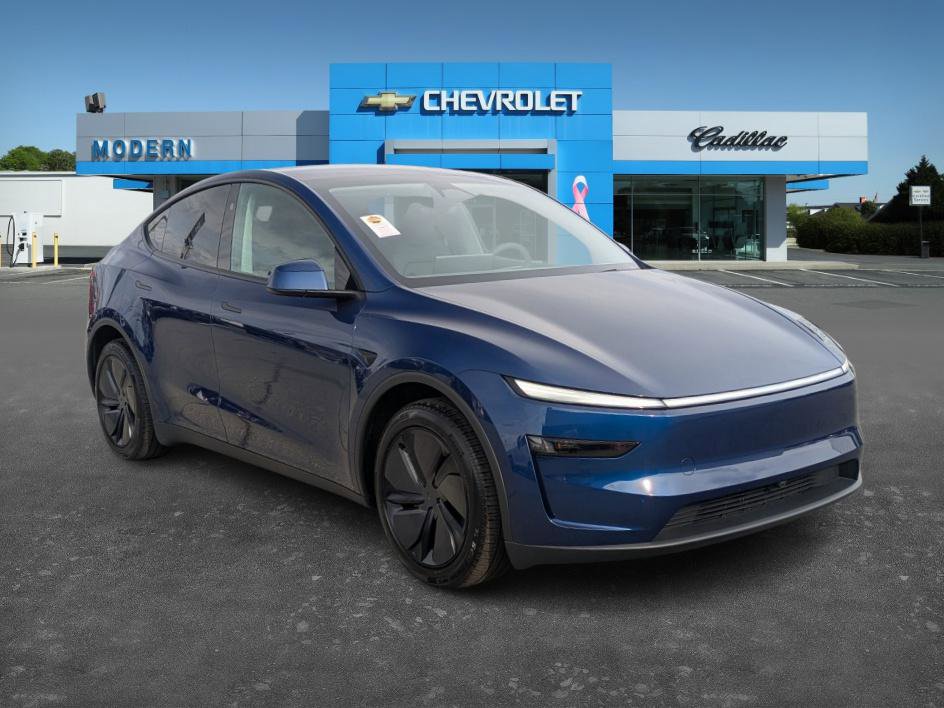 2026 Tesla Model Y Long Range photo 3