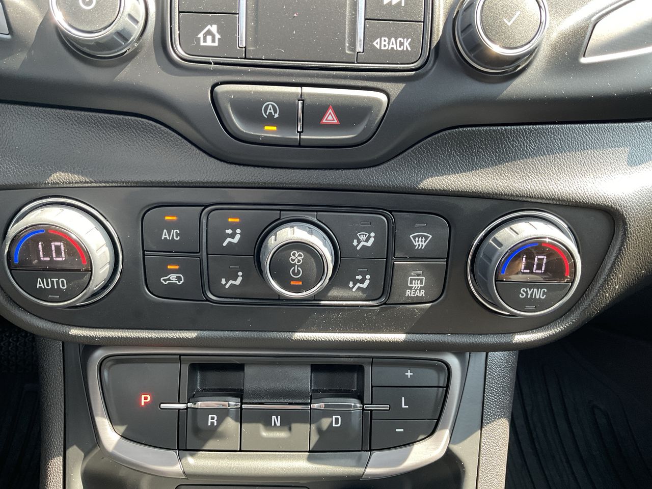 2024 Gmc Terrain AT4 photo 16