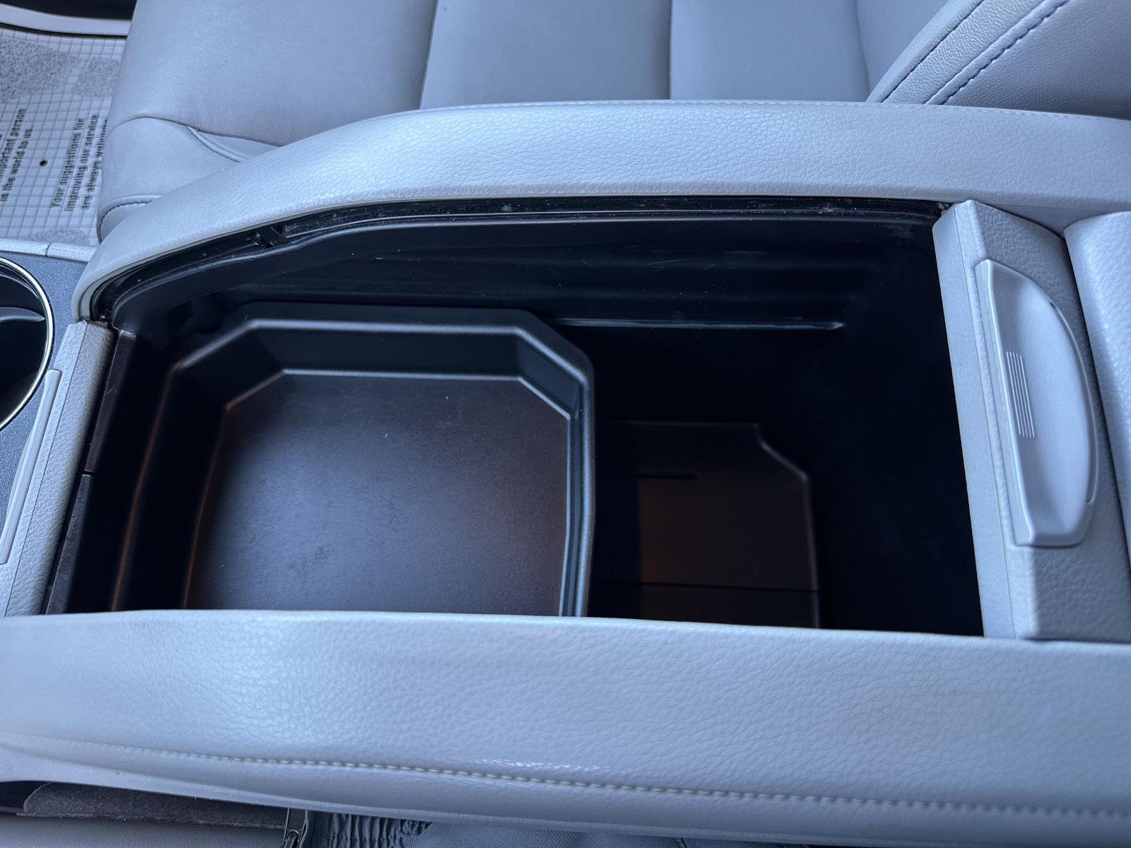 2017 Toyota Highlander XLE photo 28